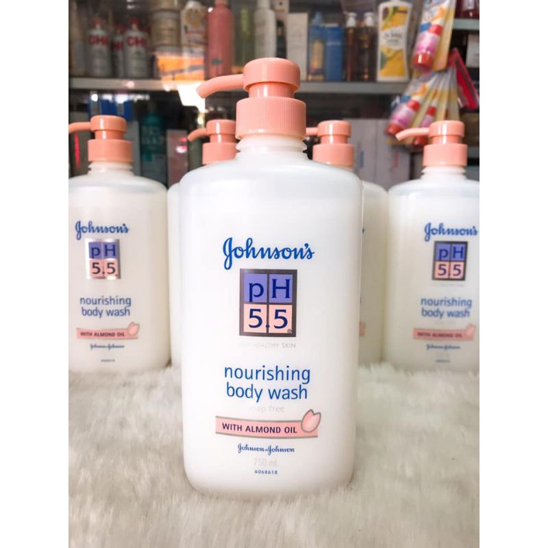 Sữa  tắm Johnson’s PH 5.5 chai 750ml