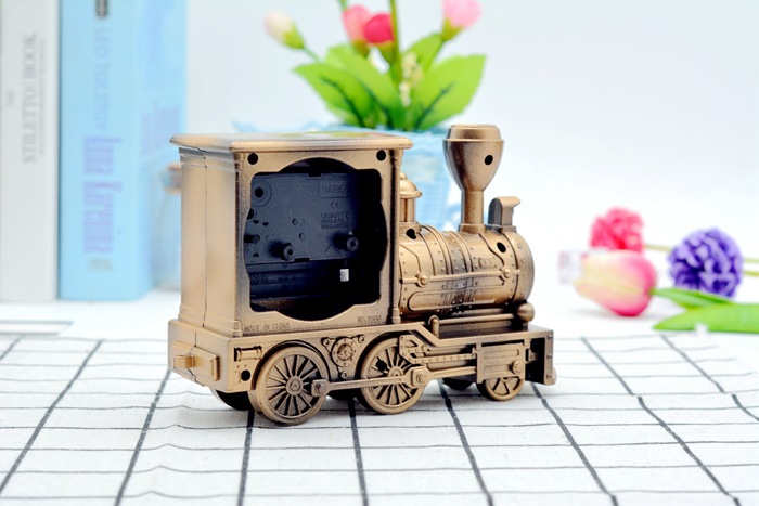 Đồng hồ để bàn hình xe, có báo thức