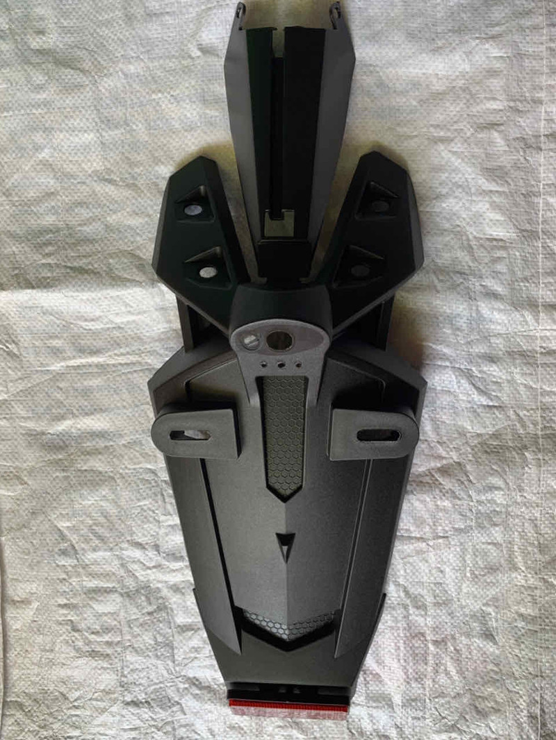 Dè sau exciter 150 mã lai