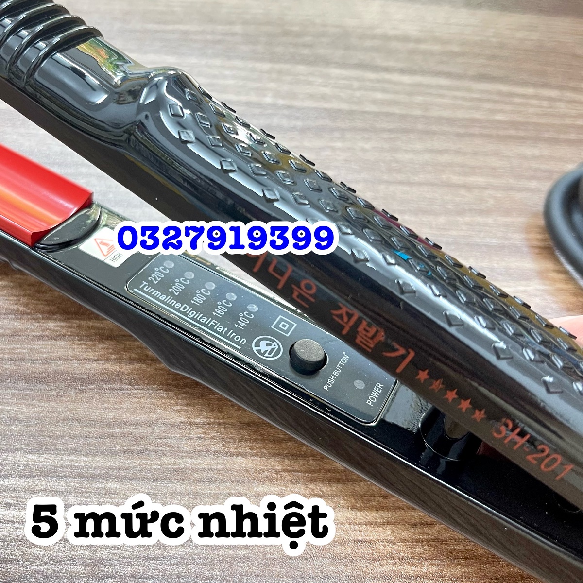 HQ 201 - Máy duỗi cụp phồng cao cấp Hàn Quốc 201, kích thước 30 cm, 5 mức chỉnh nhiệt 140-220 độ, đèn báo, chống dính, thiết kế trẻ trung sang trọng