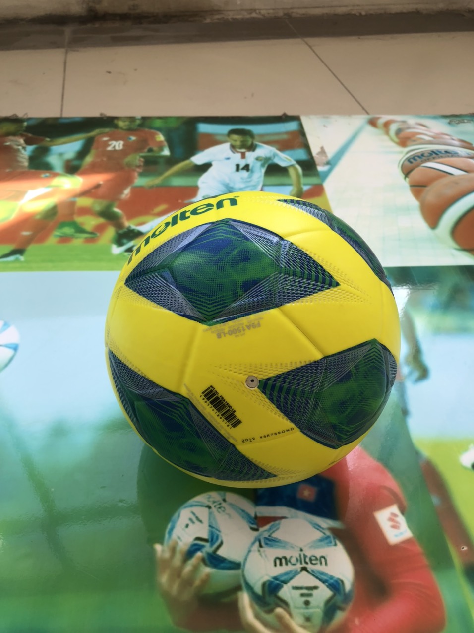 Bóng đá FUTSAL Molten F9A1500-LB