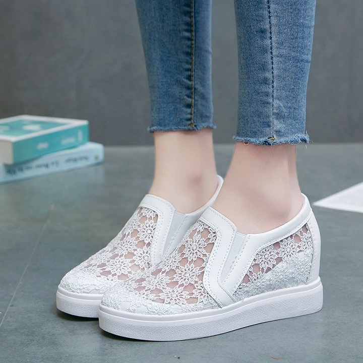 [HCM][CHẤT LƯỢNG] Giày độn đế nữ giày slip on nữ đế độn lưới ren hoa V10 S080 Cỏ Boutique êm chân hàng loại 01. đi làm đi học đi chơi thông thoáng