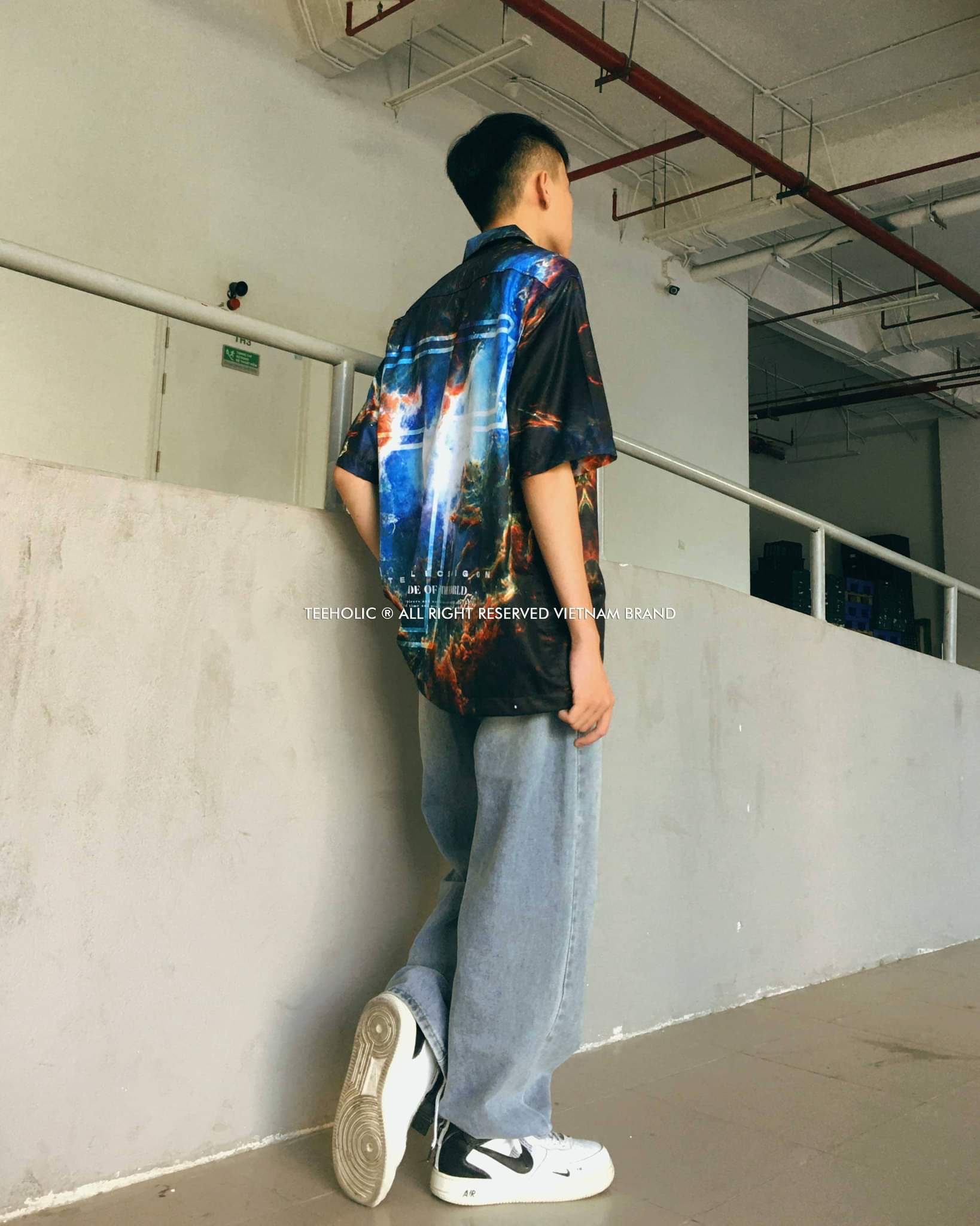 TEEHOLIC Áo Sơ Mi In Hình Dải Ngân Hà