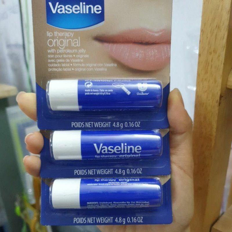 Son Dưỡng Môi Dạng Thỏi Vaseline Lip Therapy 4.8g