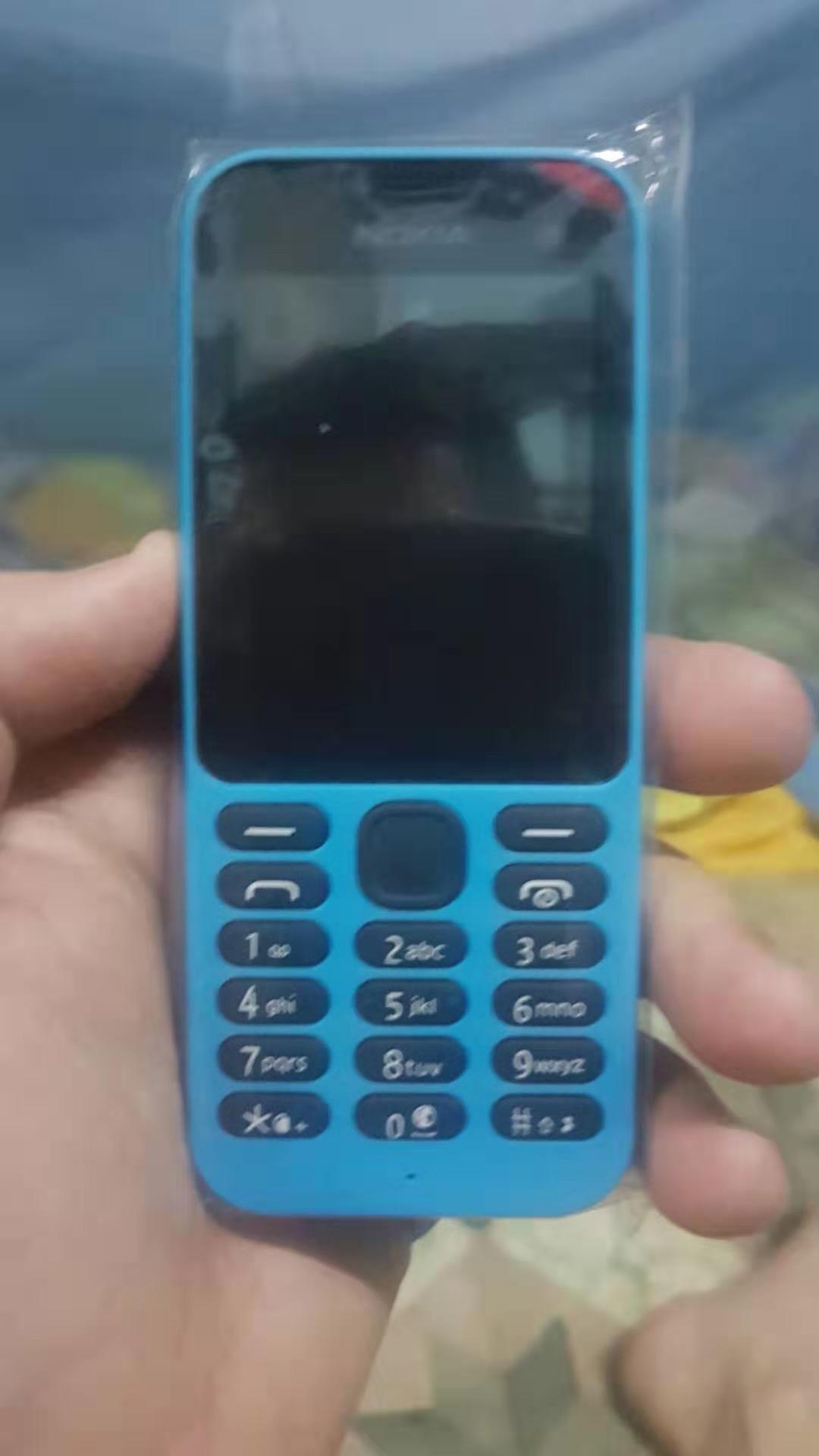 [HCM]Điện thoại Nokia 215 (2 sim) kèm pin sạc