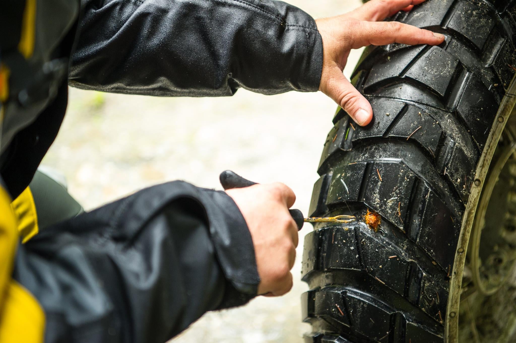 Bộ vá vỏ "Stop&Go - Pocket Tire Plugger"