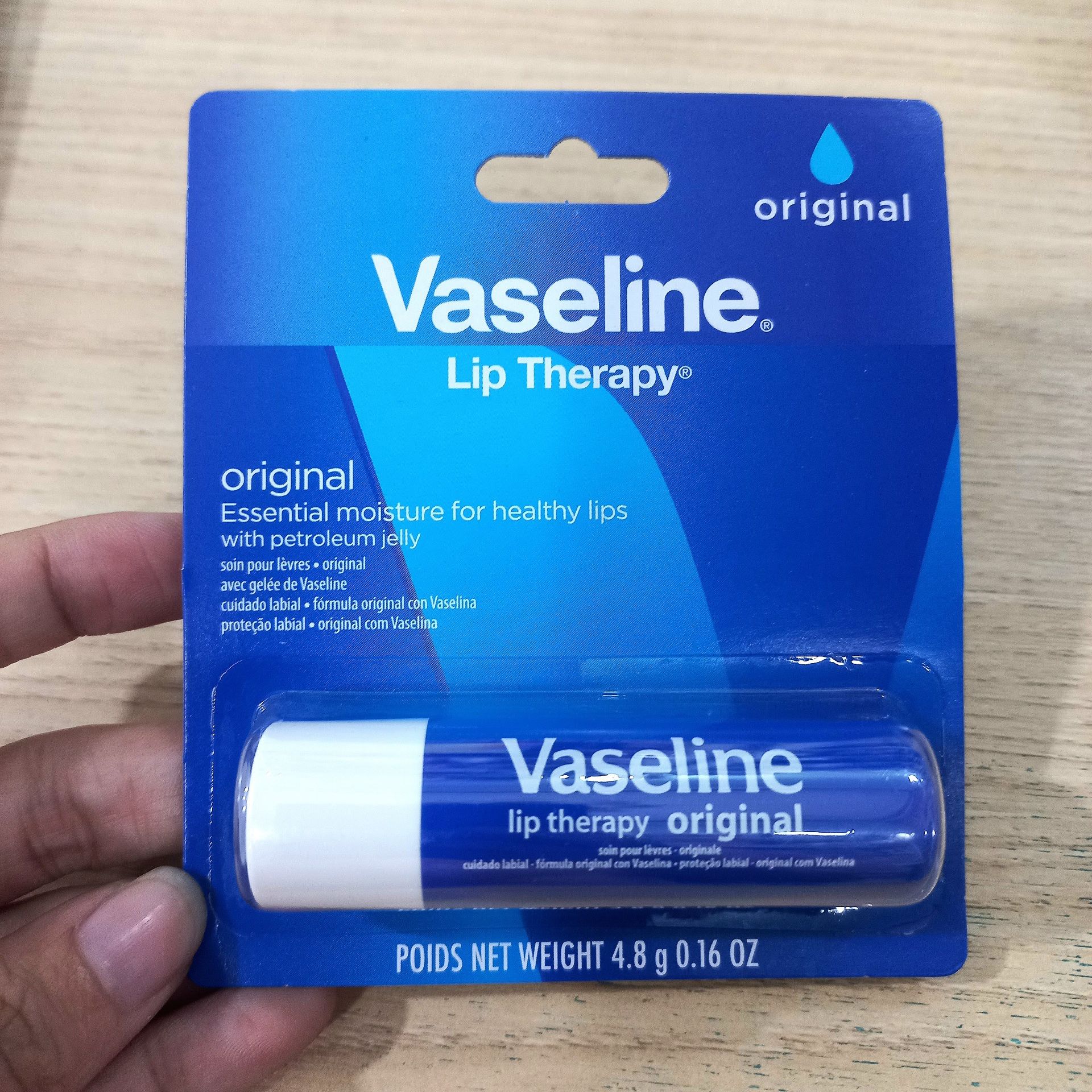 SON DƯỠNG MÔI VASELINE LIP ROSE THERAPY 4.8G (DẠNG THỎI)