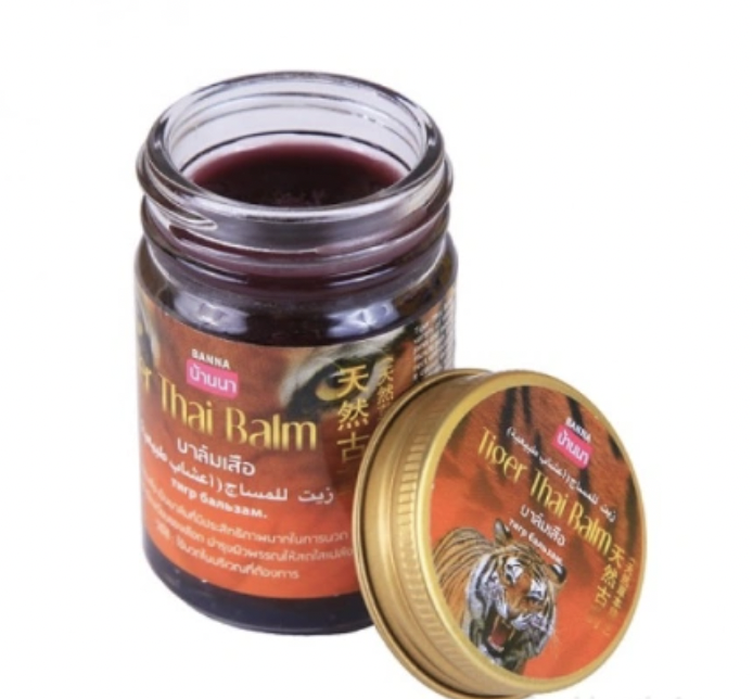 Dầu cù là xoa bóp hổ banna thái lan 50gram