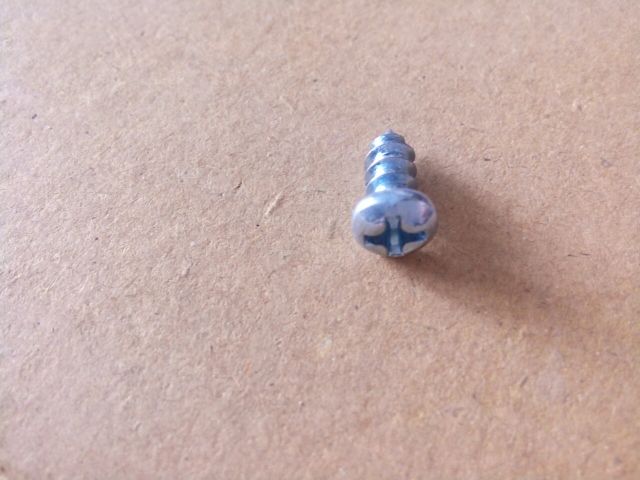 HỘP VÍT 4x10 HỘP 800 CON ĐẦU DÙ VÍT GỖ