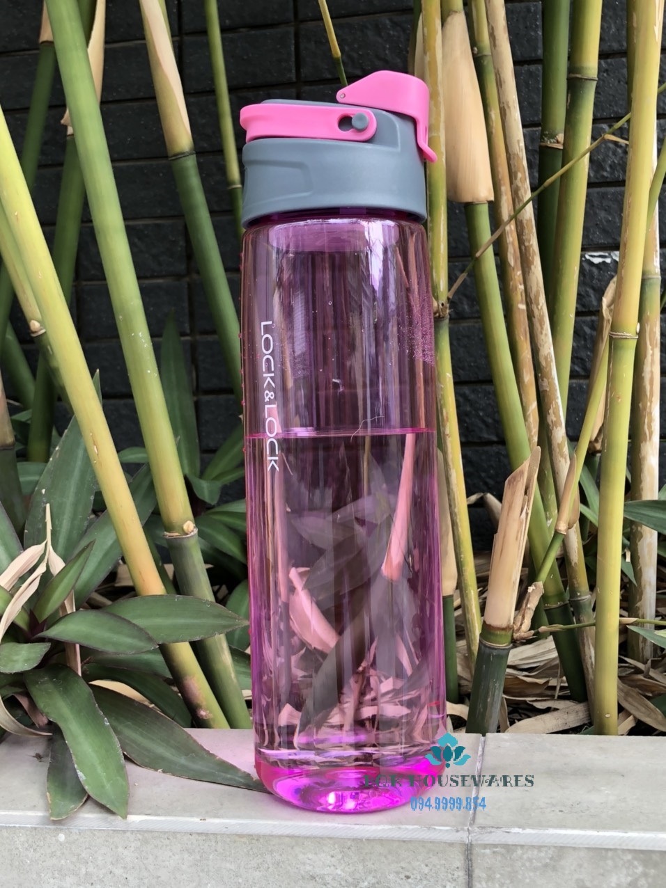 [HCM]Bình Nước Lock&Lock Nhựa Tritan 950ml Abf950