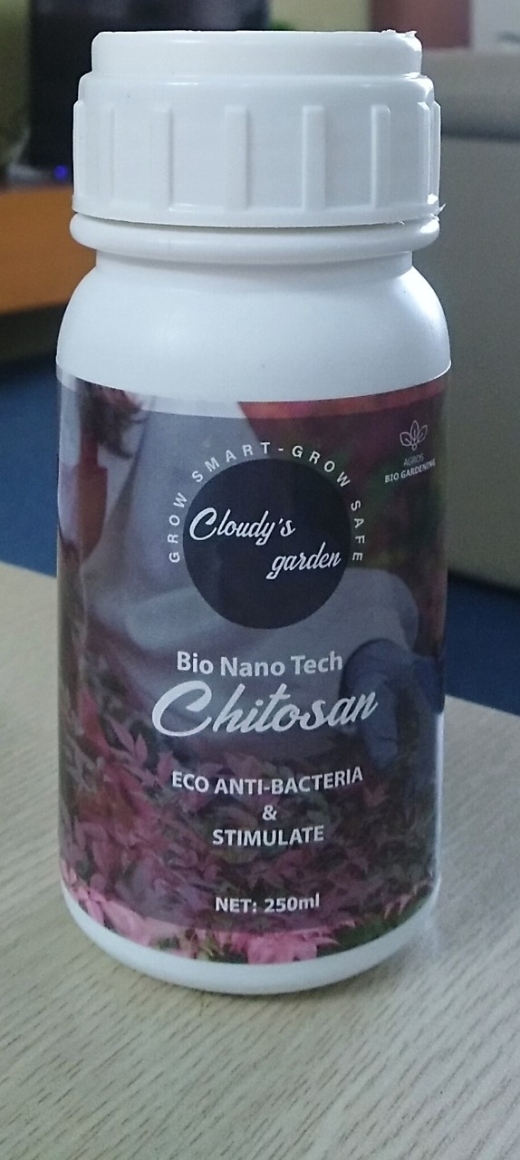 Phân bón Bio Nano Tech Chitosan chai 250ml