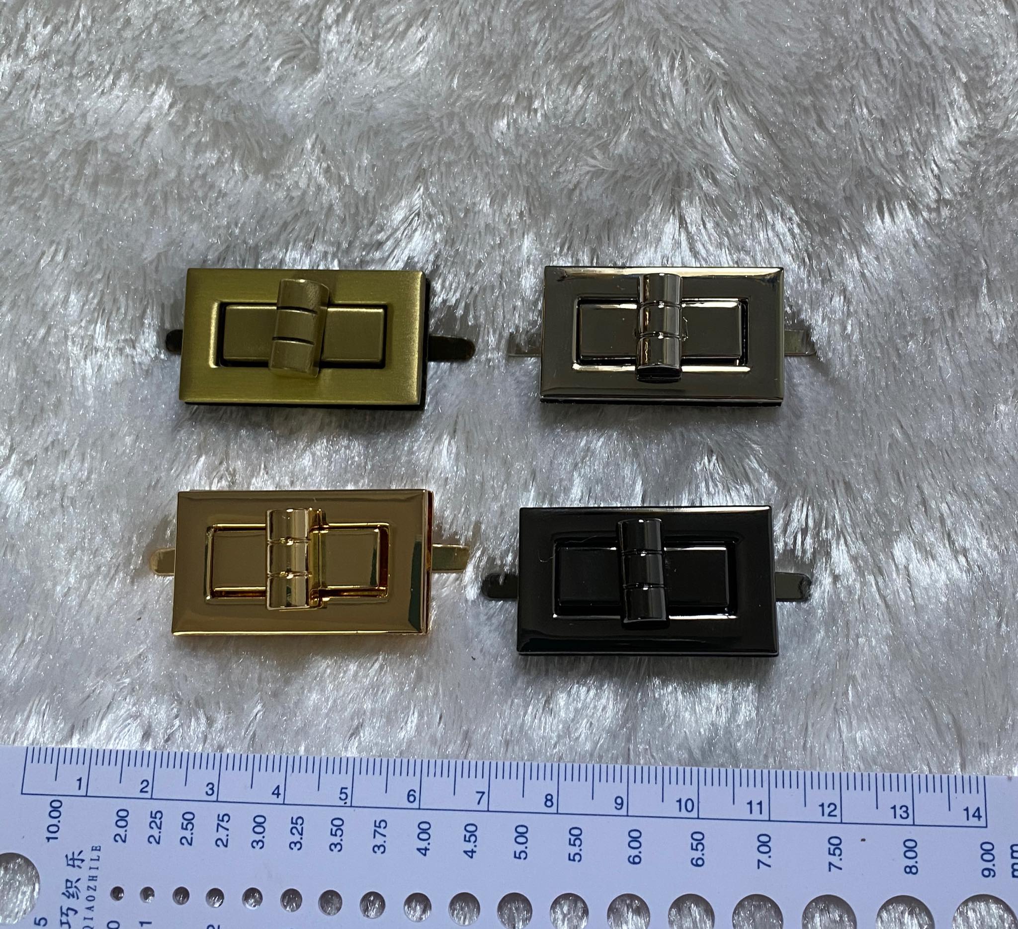 Khoá Chữ Nhật Tốt (30k/cái)