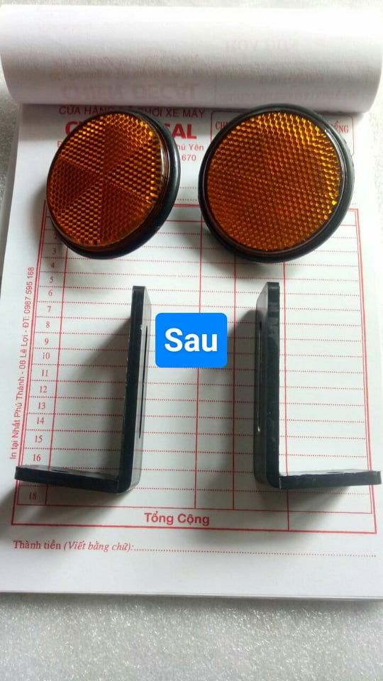 mắt mèo phản quang lắp nhiều dòng xe máy(giá 1 cặp )