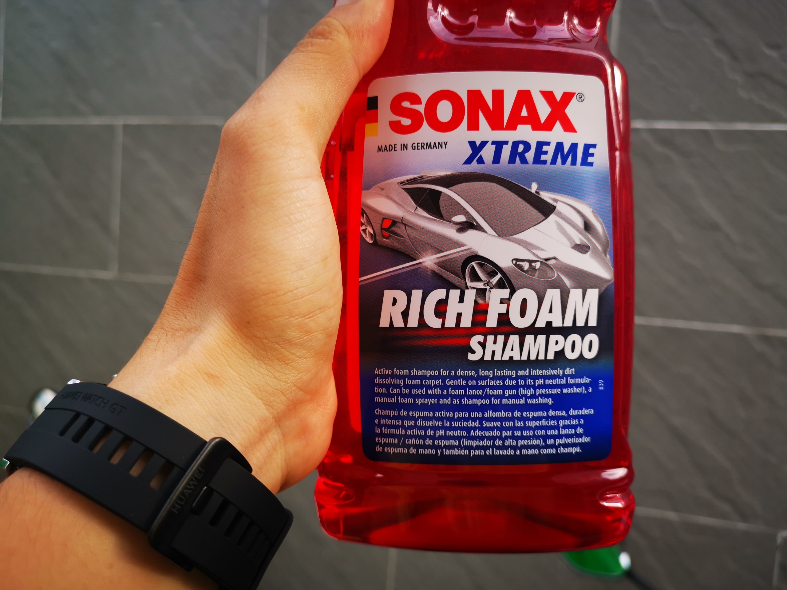Nước Rửa Xe Sonax Xtreme Rich Foam Shampoo Siêu Bọt 1000ml Tặng Khăn Microfiber
