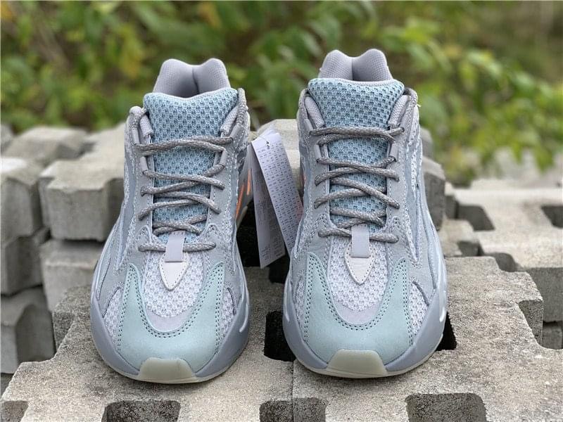 Giày thể thao sneaker nam nữ Boot 700