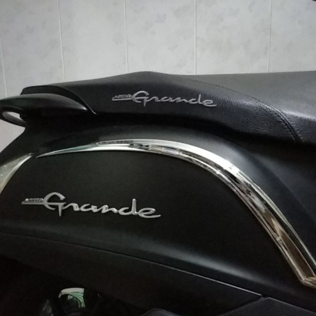ốp hông mạ crôm GRANDE