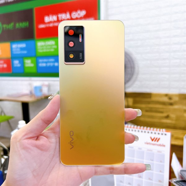 Nắp lưng Vivo V23e zin đẹp gói hàng kỹ hàng như hình.