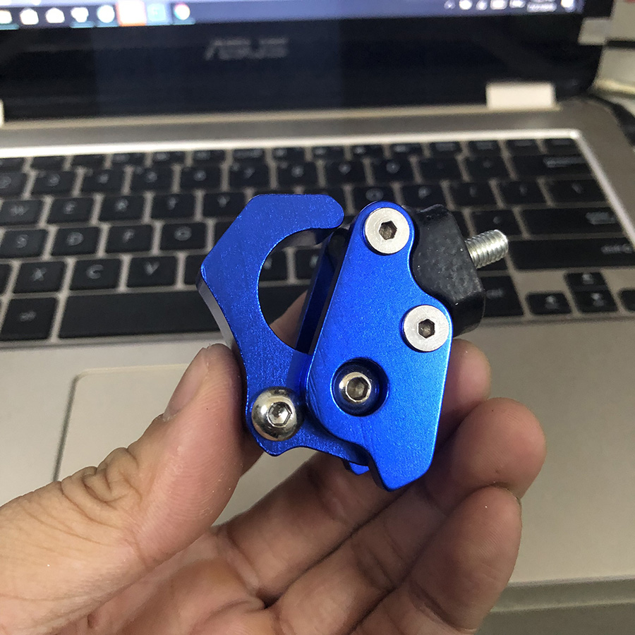 [HCM]Móc Treo Đồ Biker Gắn Xe Máy [ Xanh ]