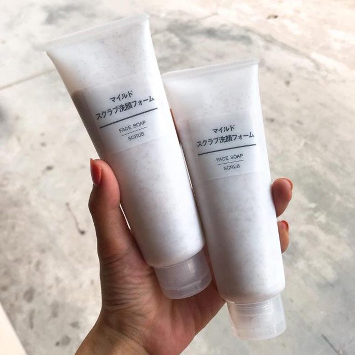 Sữa Rửa Mặt Tẩy Da Chết Muji Face Soap