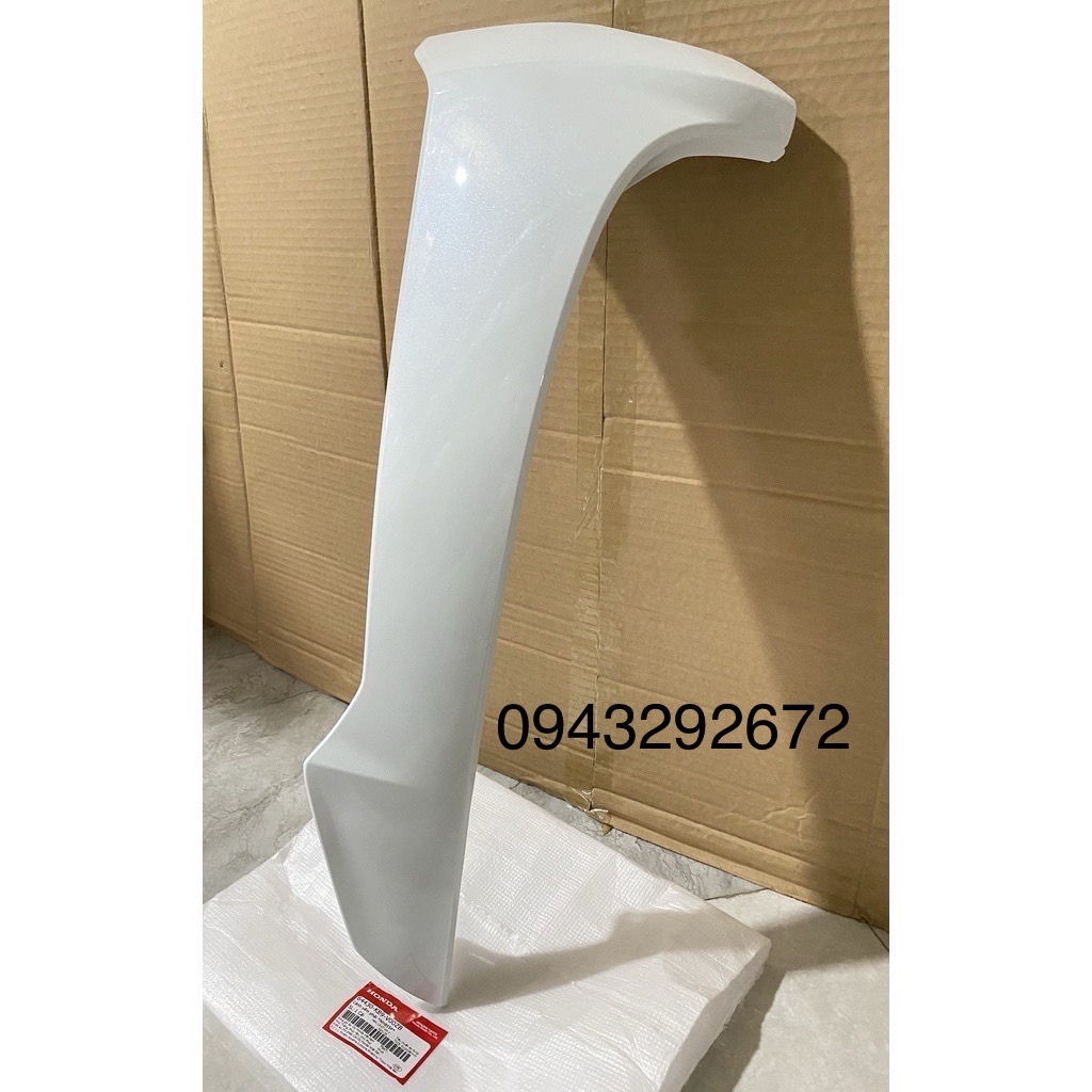 Cánh yếm bên phải wave a110 màu trắng honda