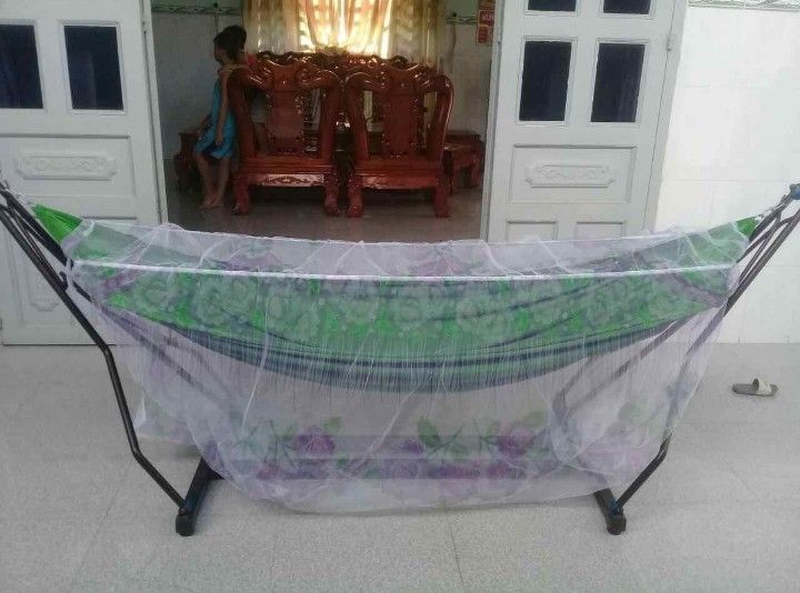 Mùng chụp võng chống mũi cho bé