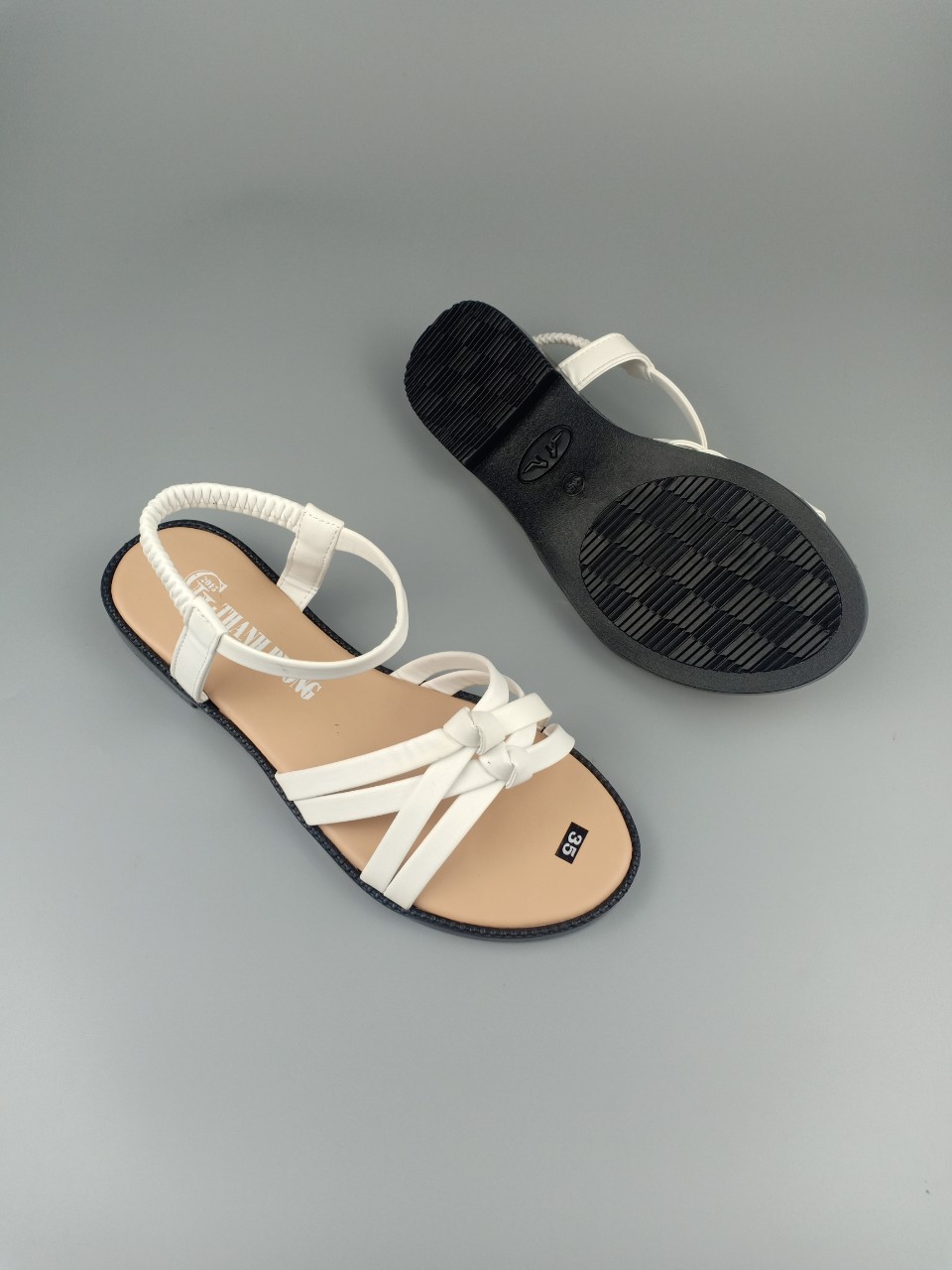 GIÀY SANDAL NỮ ĐẾ BỆT 2 NÚT THẮT QUAI THUN