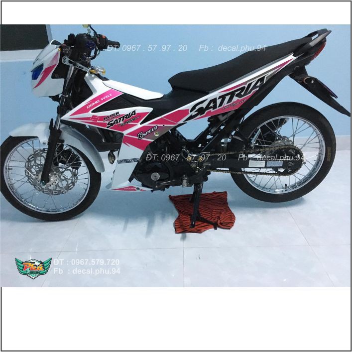 Tem rời Satria Trắng hồng