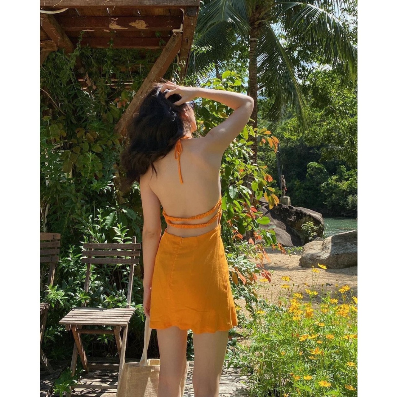 ( Quà tặng dây cột tóc ) Đầm midi cổ dây yếm bo eo ôm body