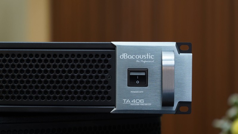 Cục đẩy công suất 4 kênh DBacoustic TA 406