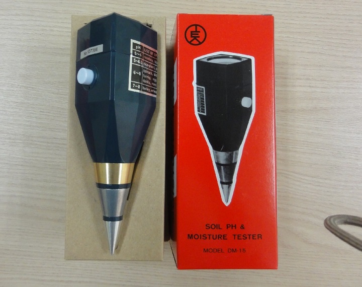 Máy đo pH và độ ẩm đất Takemura DM-15