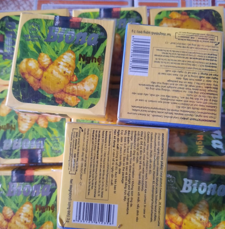 kem nghệ biona mụn thâm
