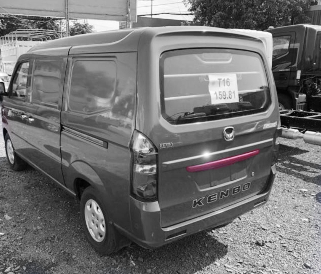 Nẹp cánh cửa hậu Kenbo van 990kg