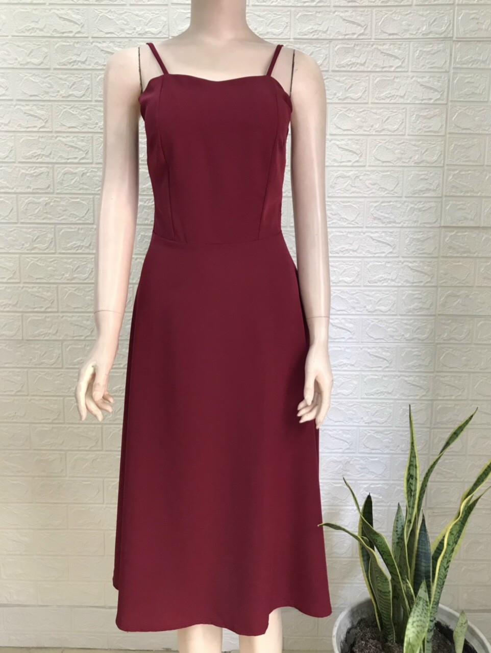 ĐẦM DỰ TIỆC XOÈ 2 DÂY CÚP NGỰC