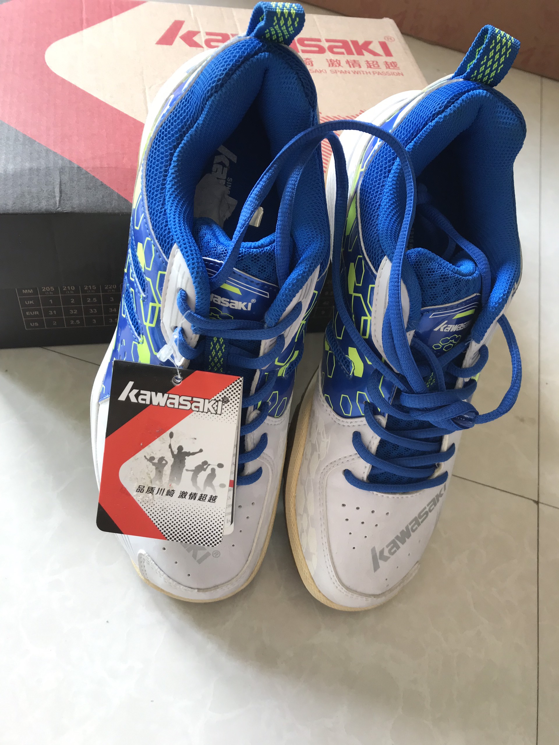 Giày  cầu lông thể thao Kawasaki K070 (trắng)
