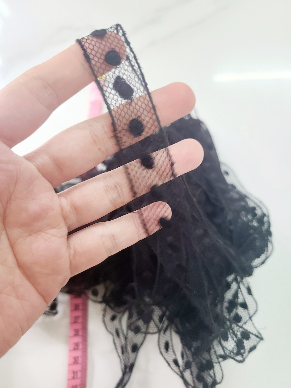 Ren viền trang trí * bảng 2 cm* giá của 1 mét