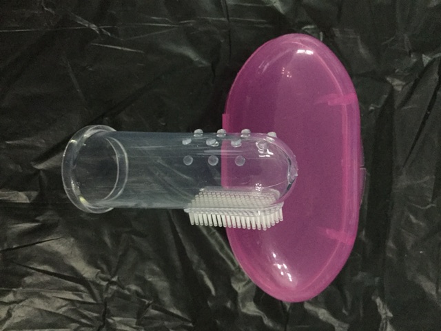 Rơ Lưỡi - Chải Răng Xỏ Ngón Silicon Cho bé ( hàng đẹp có hộp đựng )