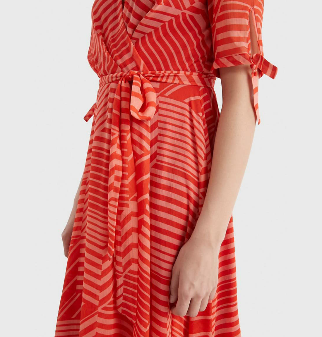 ĐẦM MIDI T0.MMY STRIPE