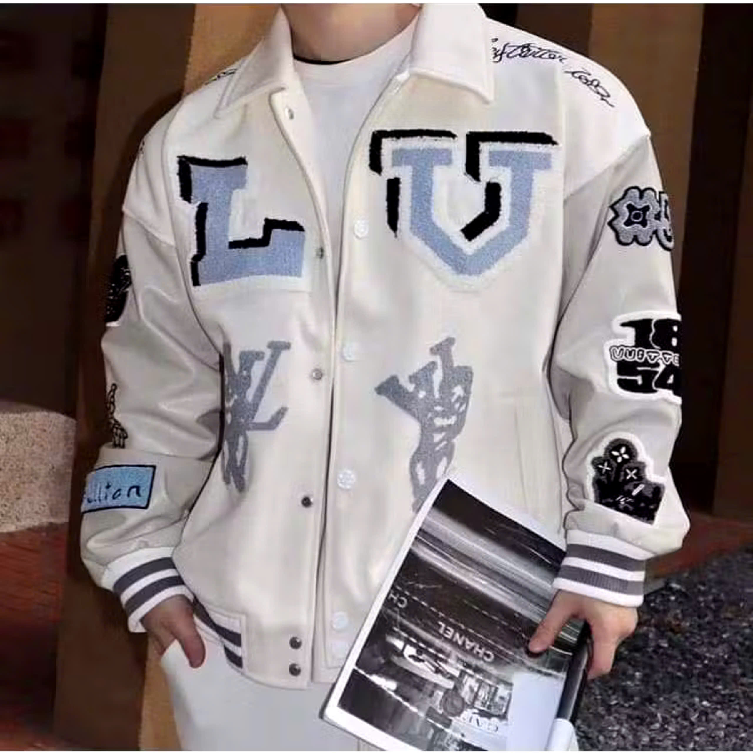 ÁO BOMBER varsity TAY L VÊ XANH LÁ CÂY, Áo Màu Kem , đủ màu