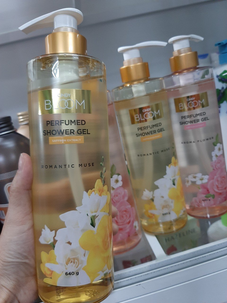 Sữa Tắm Nước Hoa Cindy Bloom 640g