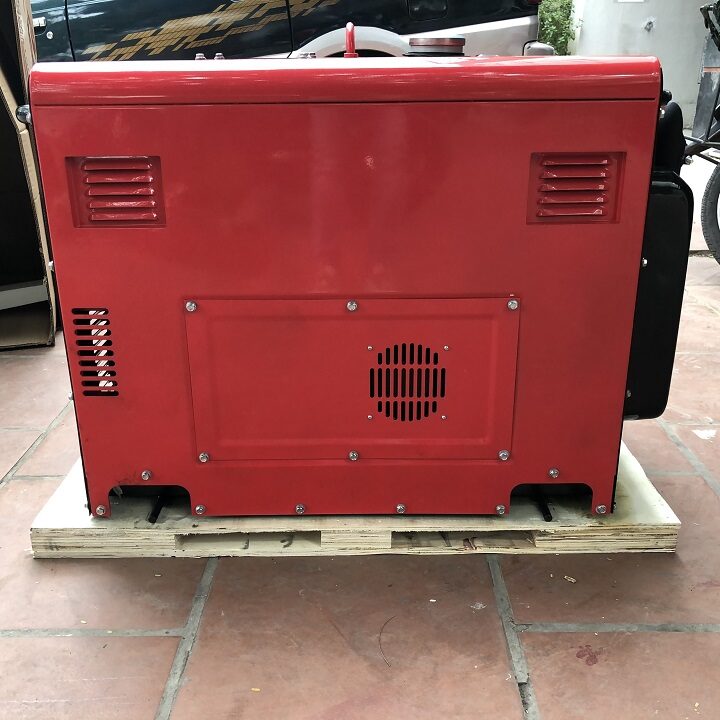 Máy Phát Điện Chạy Dầu 6Kw Yarmax YM9700E