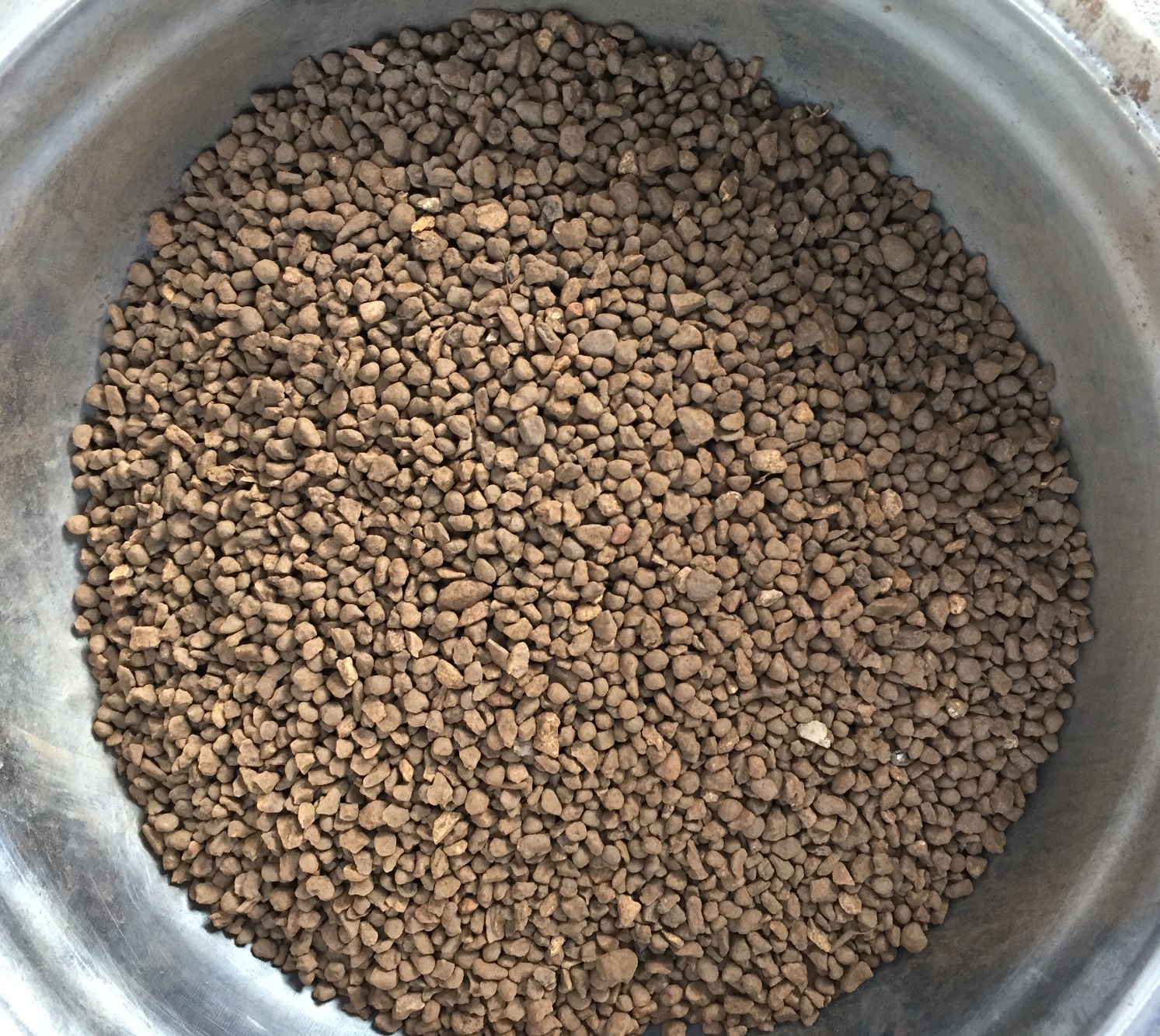 1 bao hạt mangan lọc nước 25kg