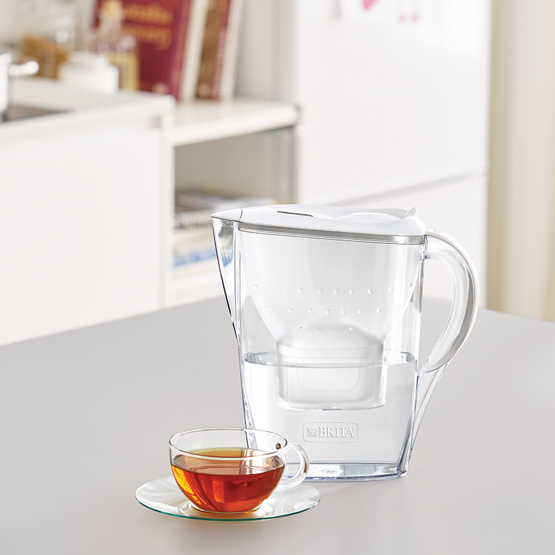 Bình lọc nước BRITA Marella Cool White 2.4L (có sẵn 1 lõi lọc Maxtra)