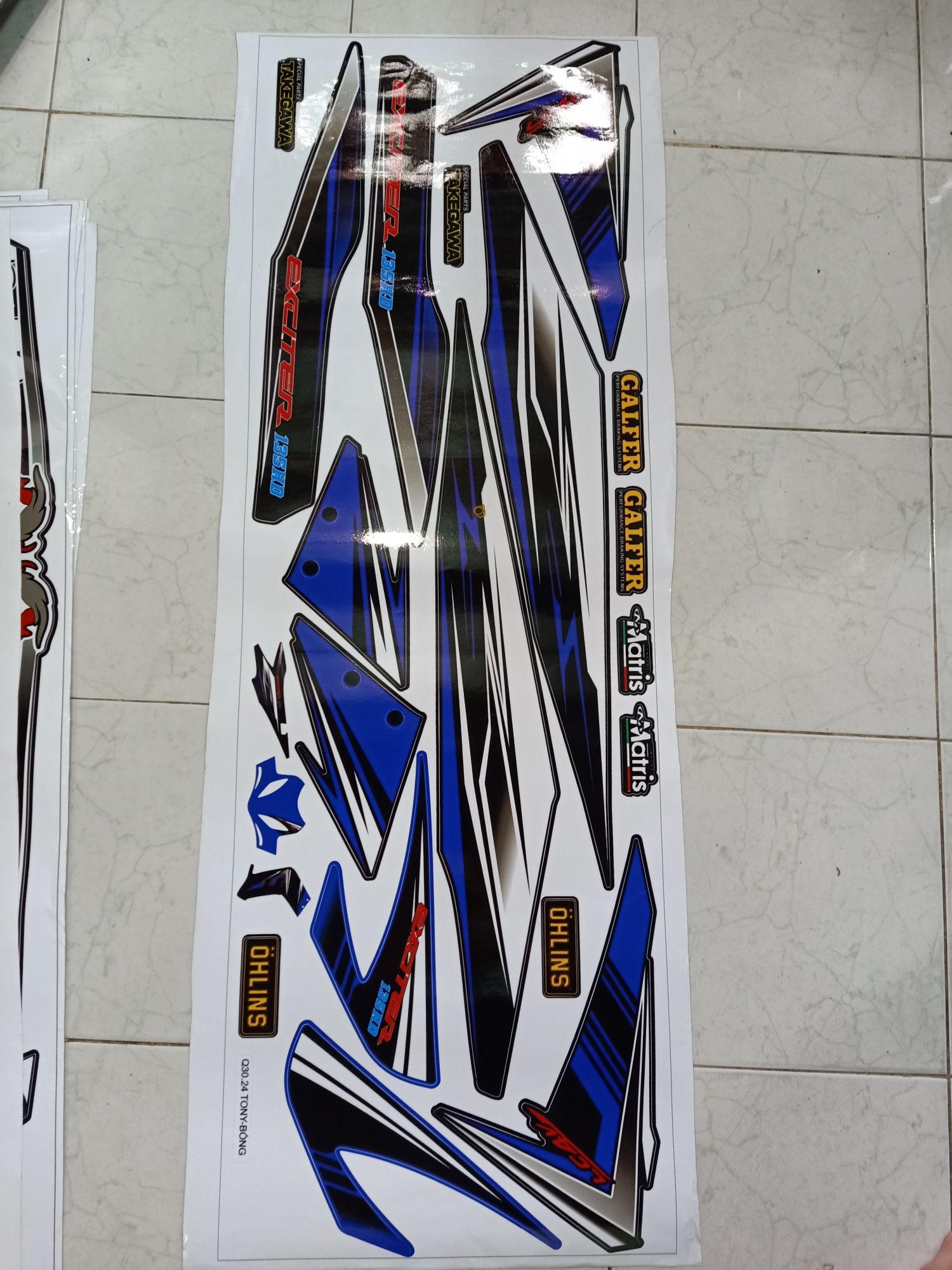 Tem rời exciter 2010 dán xe đen