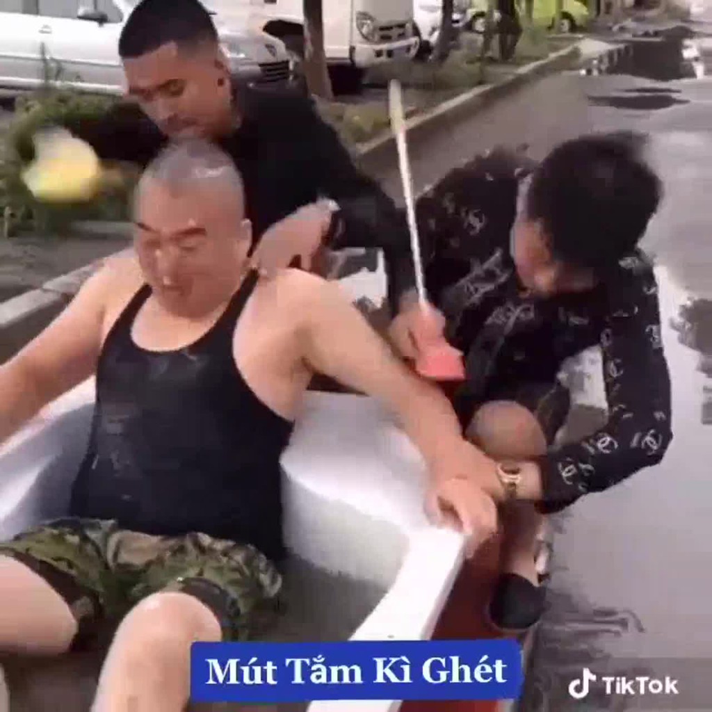 Mút tắm kì ghét Hàn Quốc Dùng Được Cả Cho Bé