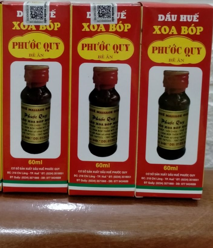Dầu xoa bóp massage Huế Phước Quy ( chính hãng chai 60ml , loại có hộp )