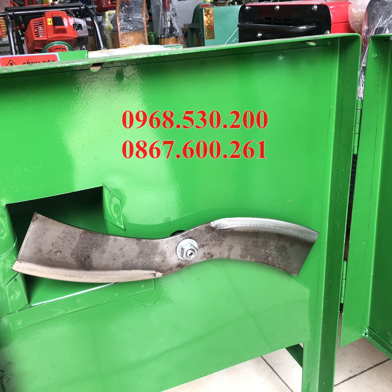 Máy Băm Cỏ ,chuối , bèo  Vuông Động Cơ 2HP TK44