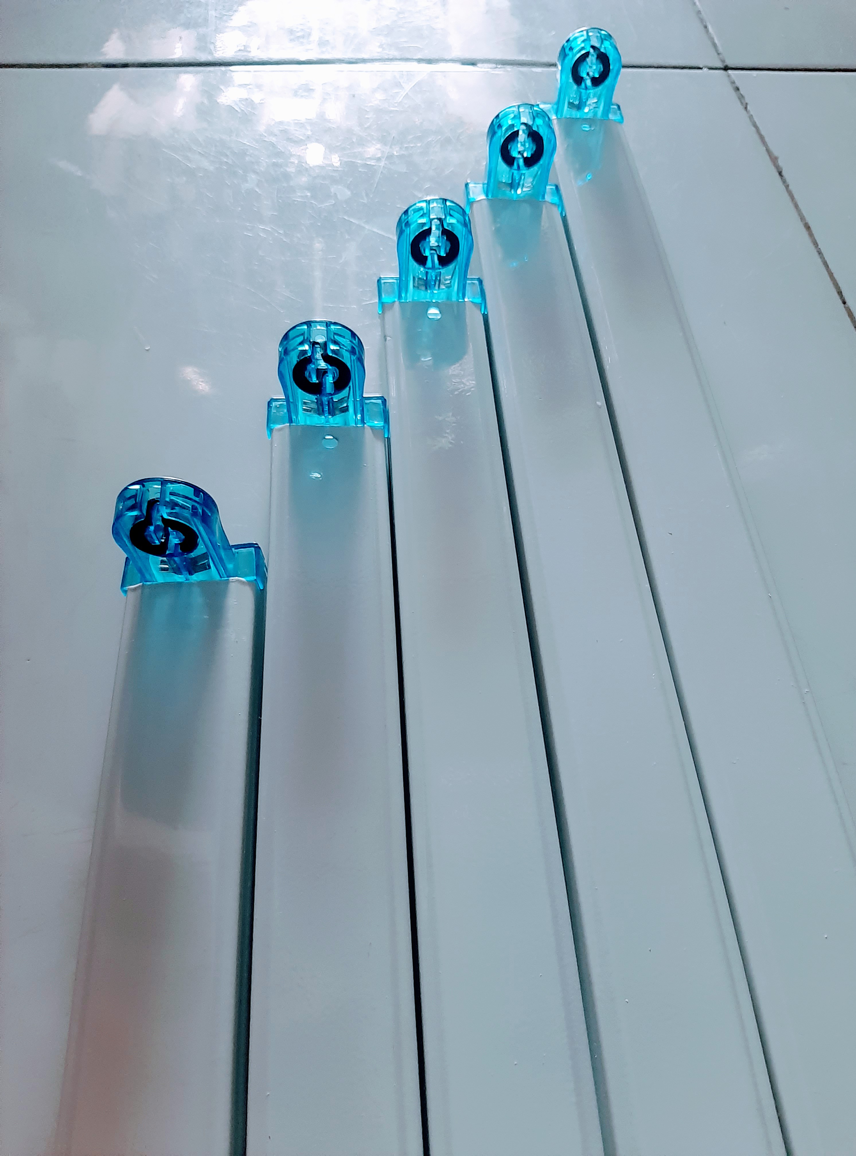 Máng đèn Led tuýp 1m2 máng đèn Led đơn 1,2m