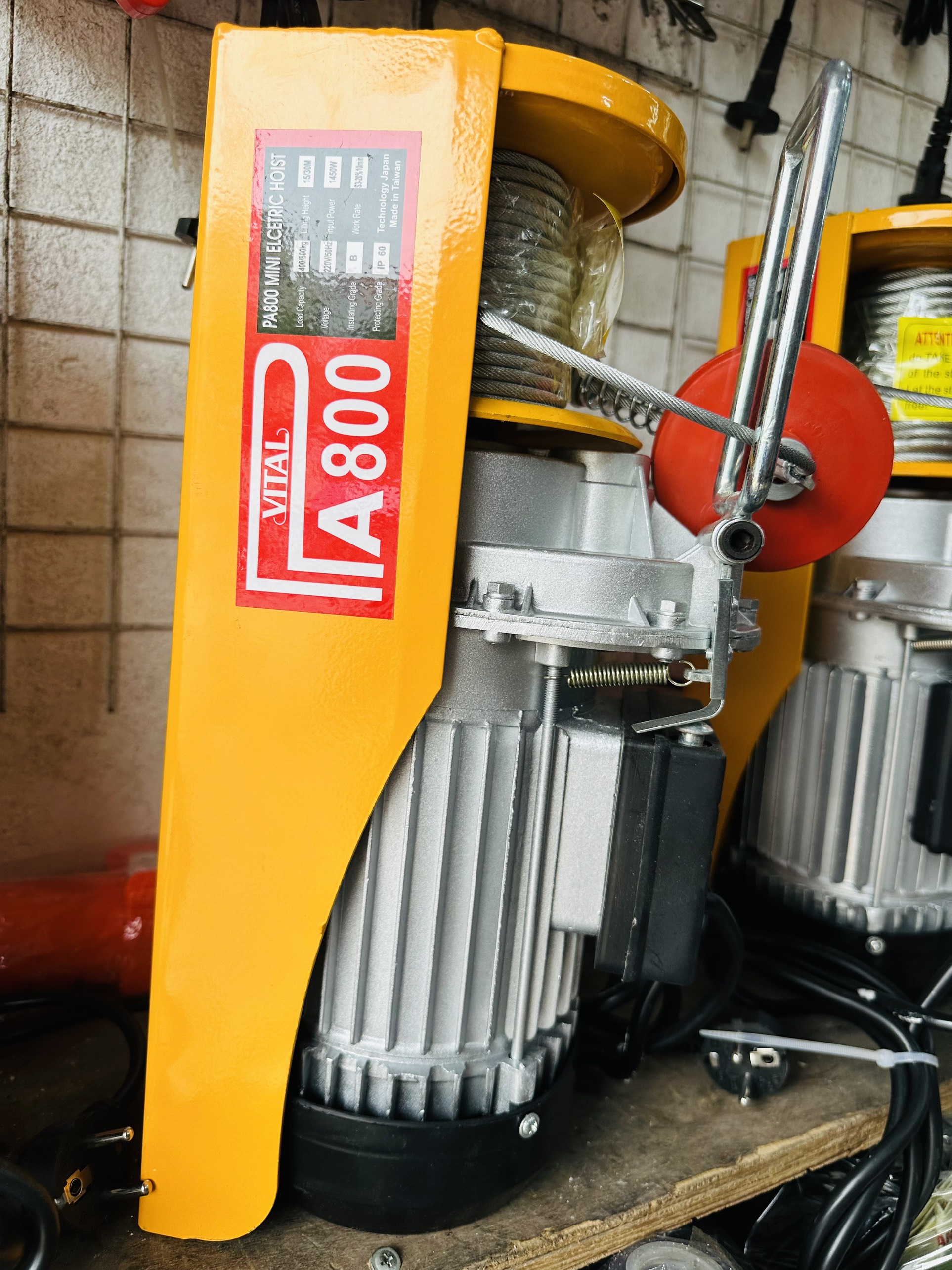 máy tời điện pa800 cáp dài 30m