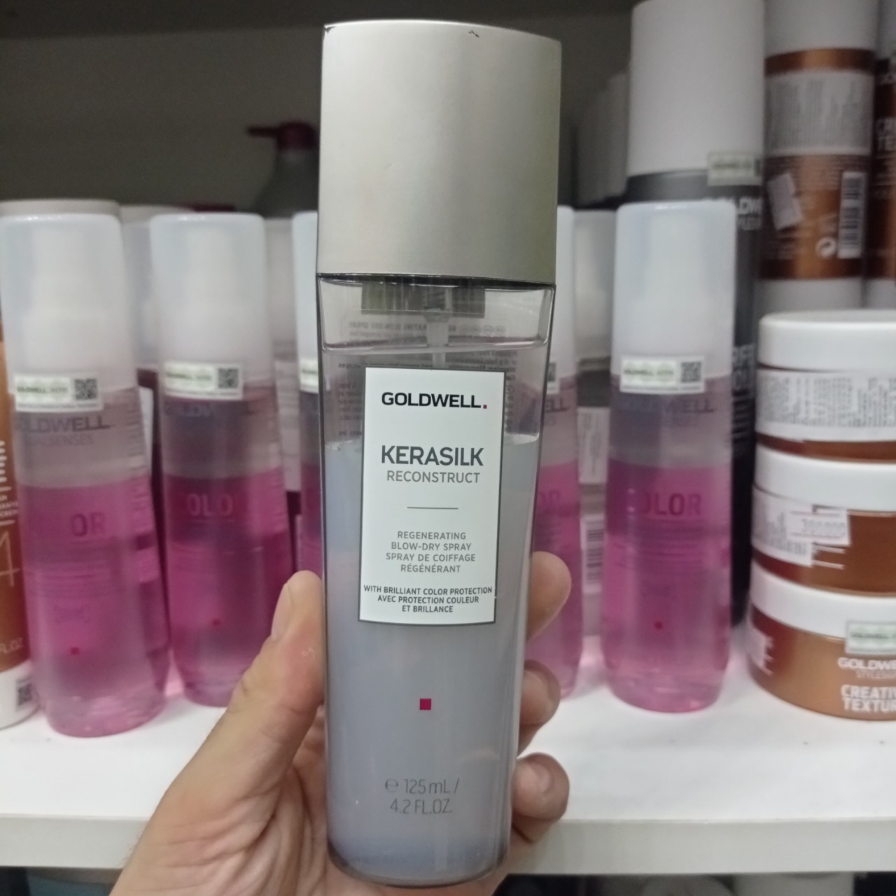 Xịt dưỡng phục hồi Goldwell Kerasilk Reconstruct Restorating Blow Dry Spray 125ml