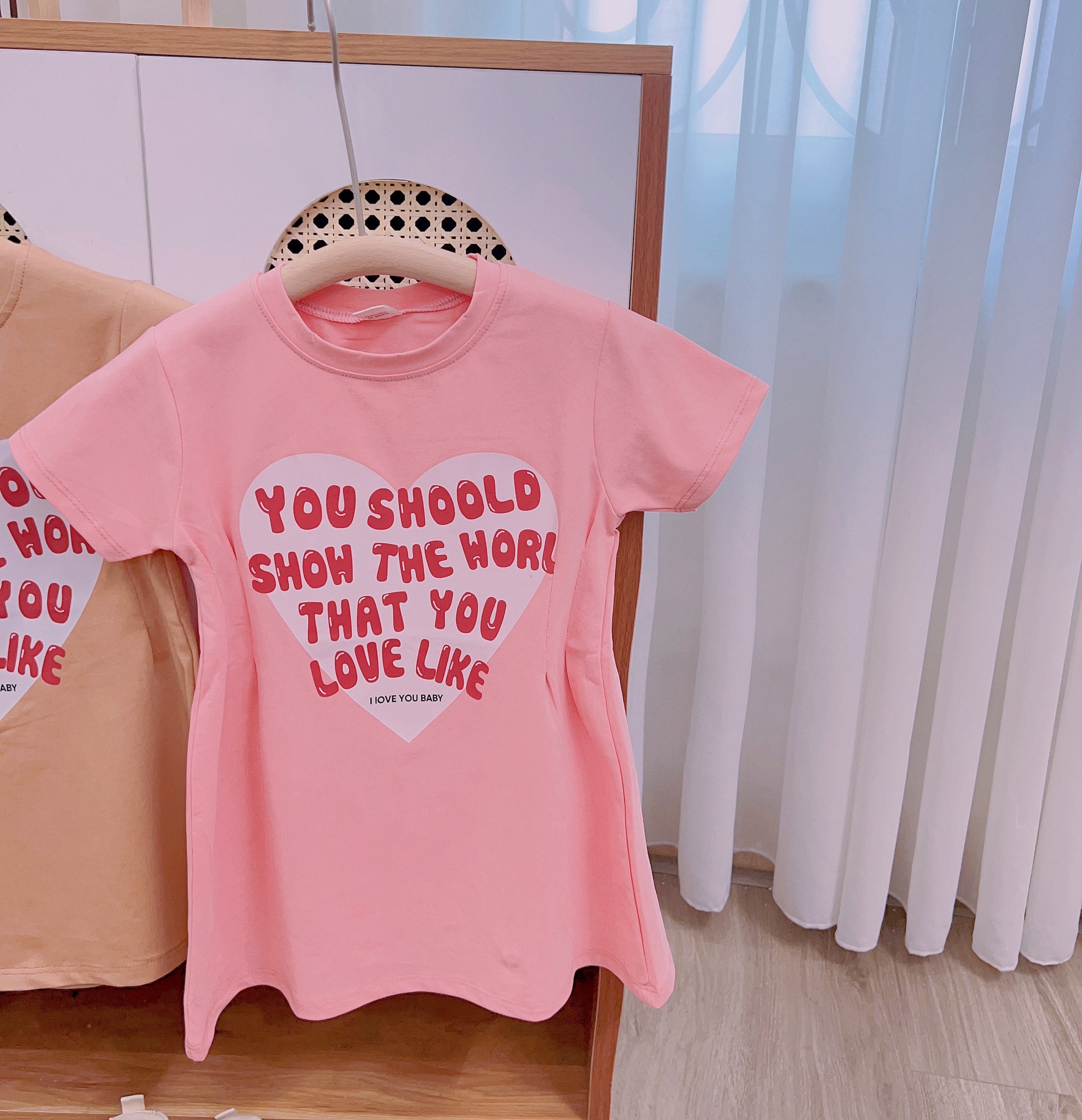 Váy bé gái cotton xuông siết eo